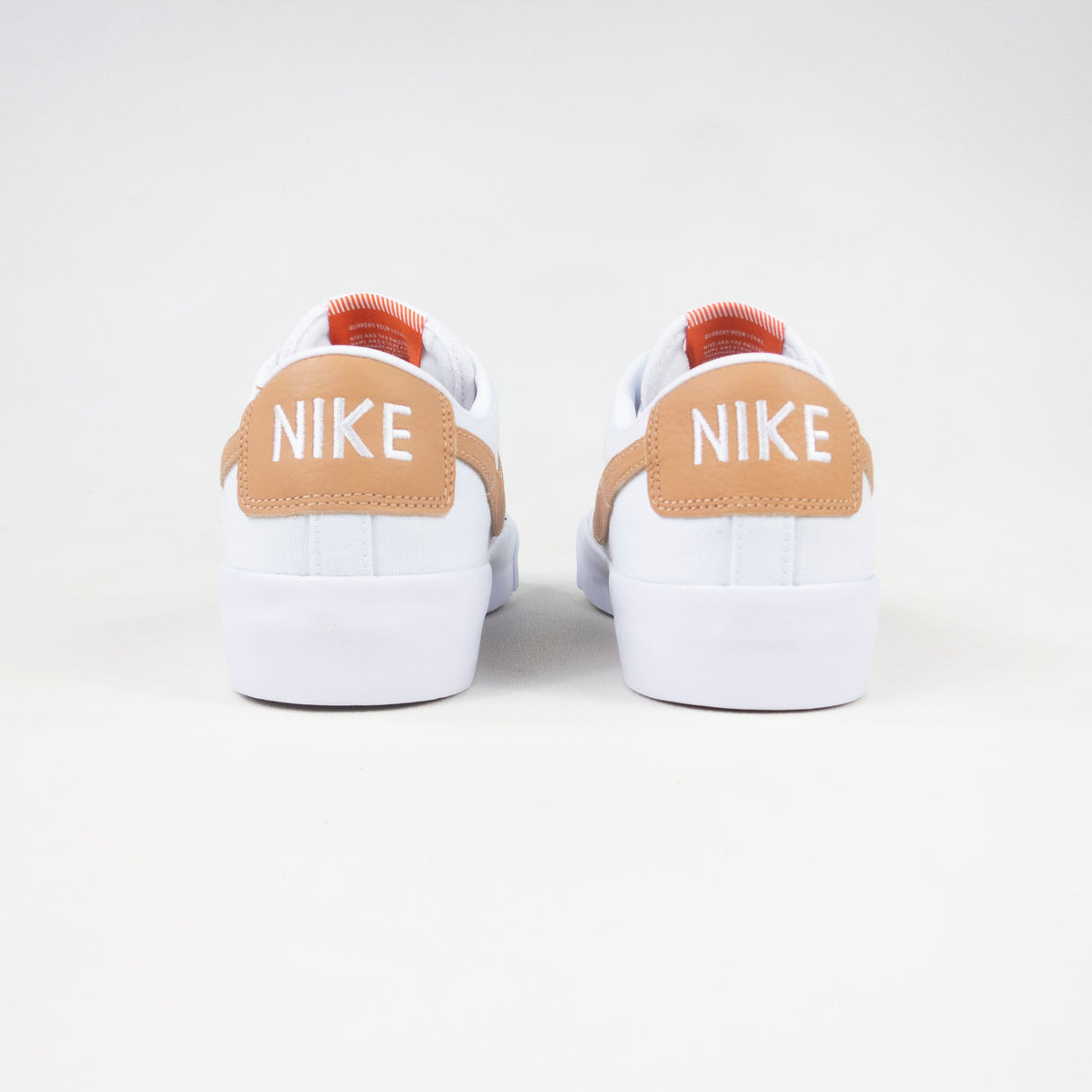 Nike SB Blazer Low GT Shoes - White / Lt Cognac-White-Lt Cognac (100)