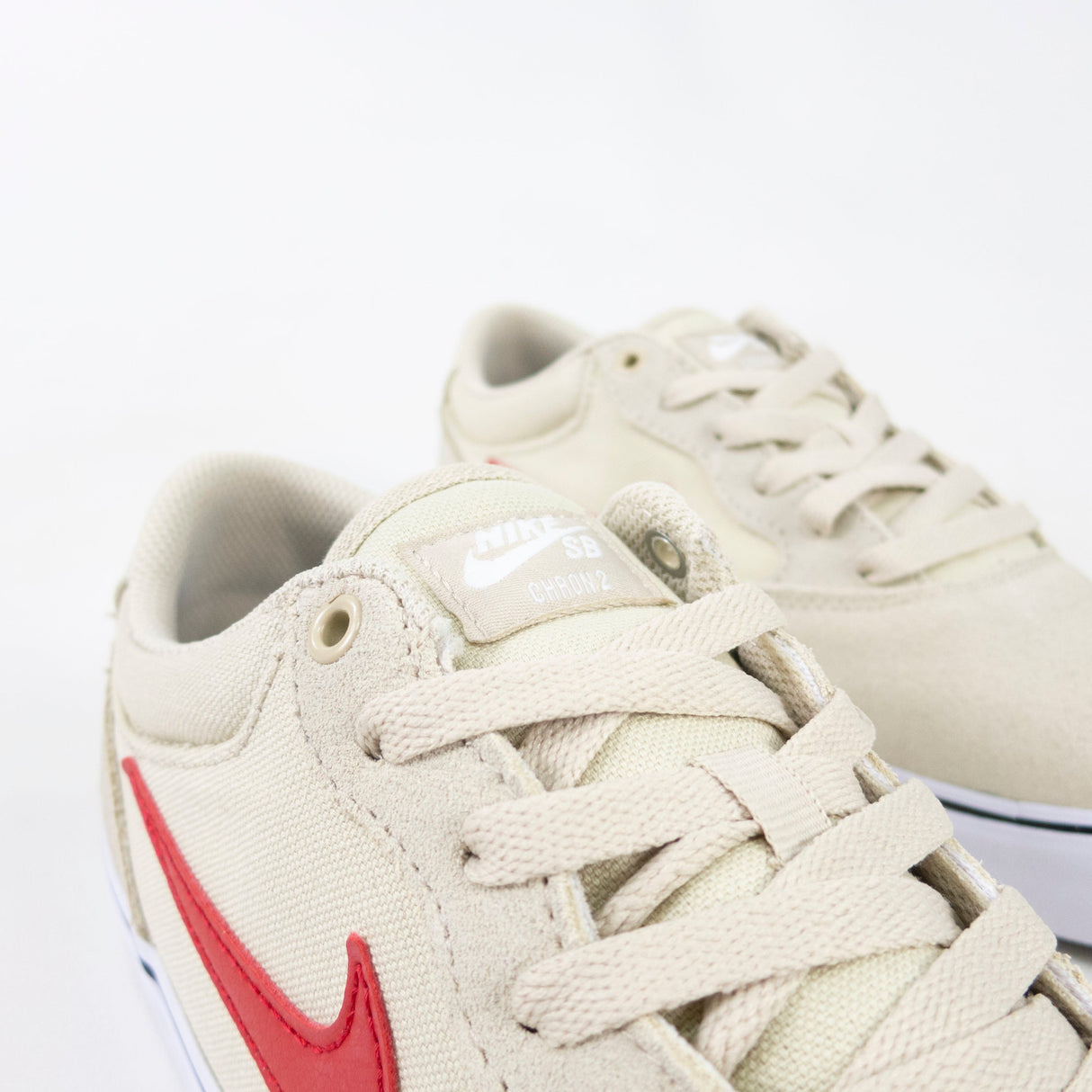 Nike SB Chron 2 Skate Shoes - Rattan/University Red-Rattan-Sail (202)
