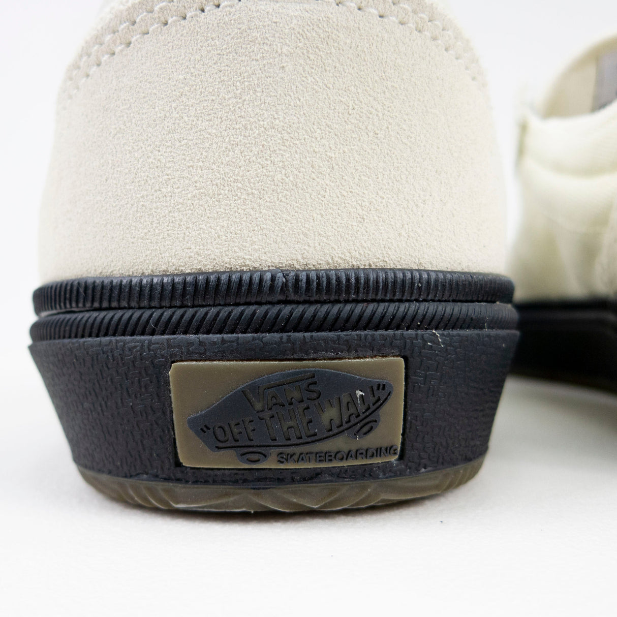 Vans Gilbert Crockett Skate Shoes - (Crockett) Antique White/Black