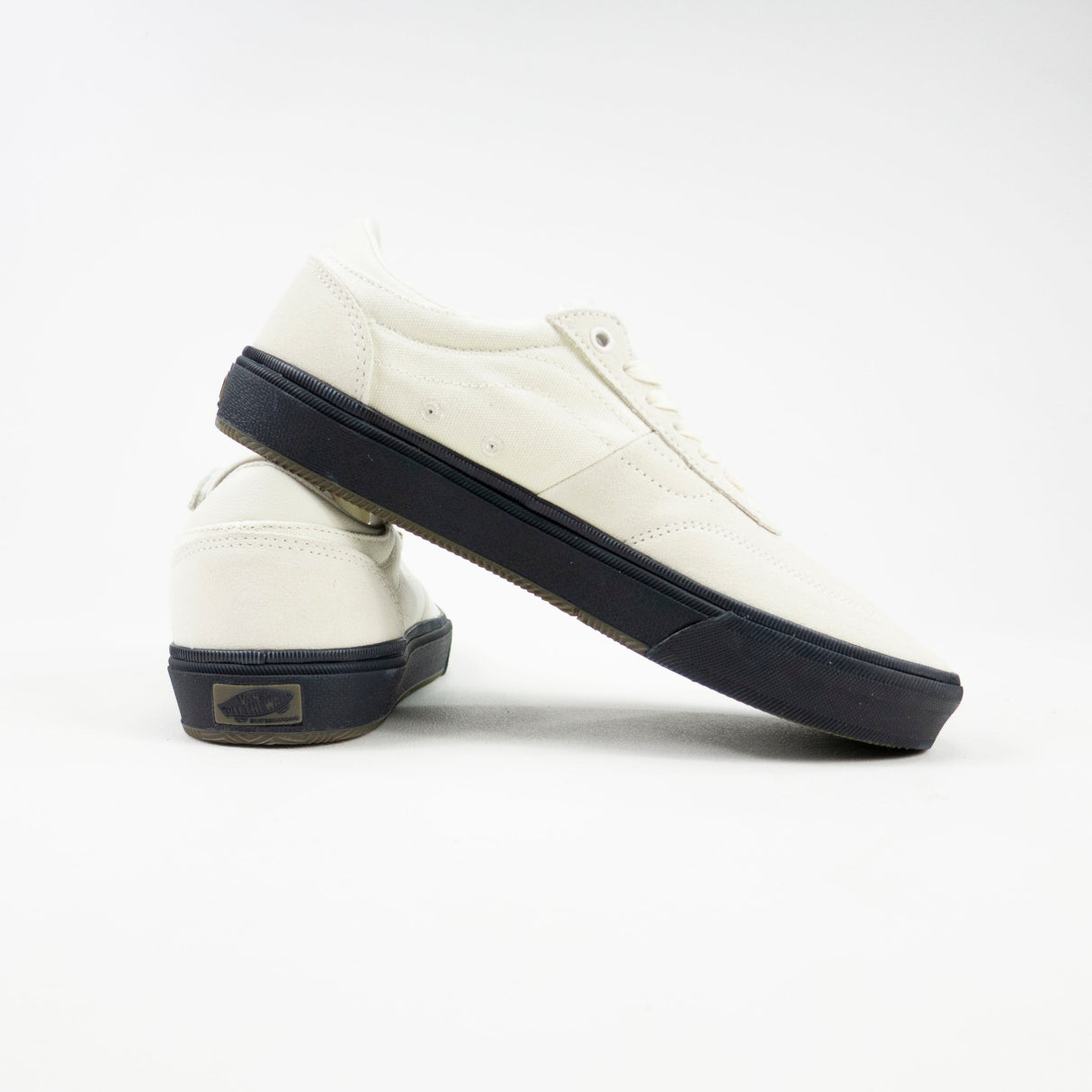 Vans Gilbert Crockett Skate Shoes - (Crockett) Antique White/Black