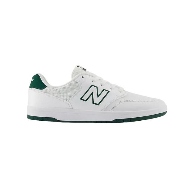 New Balance Numeric 425 Shoes - White / Green (NM425JLT)