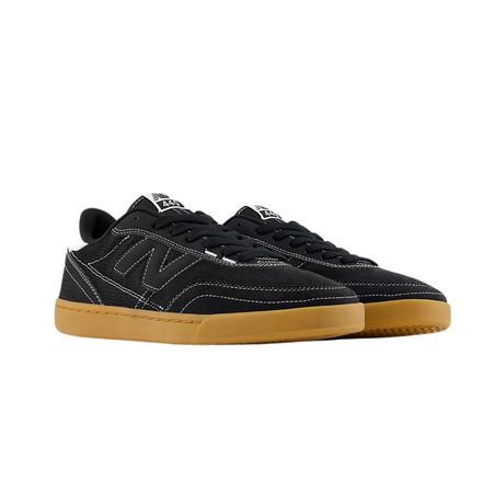 New Balance Numeric 440v2 Shoes - Black / White (UN440BVS)