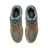 New Balance Numeric 933 Andrew Reynolds Shoes - Mushroom / New Spruce (NM933ORI)