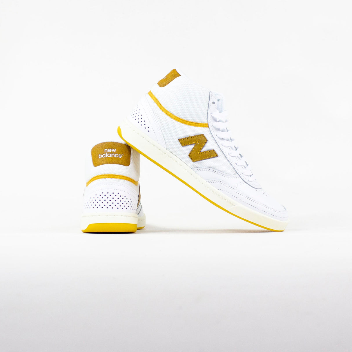 New Balance Numeric 440 Shoes - White / Yellow (NM440HJR)