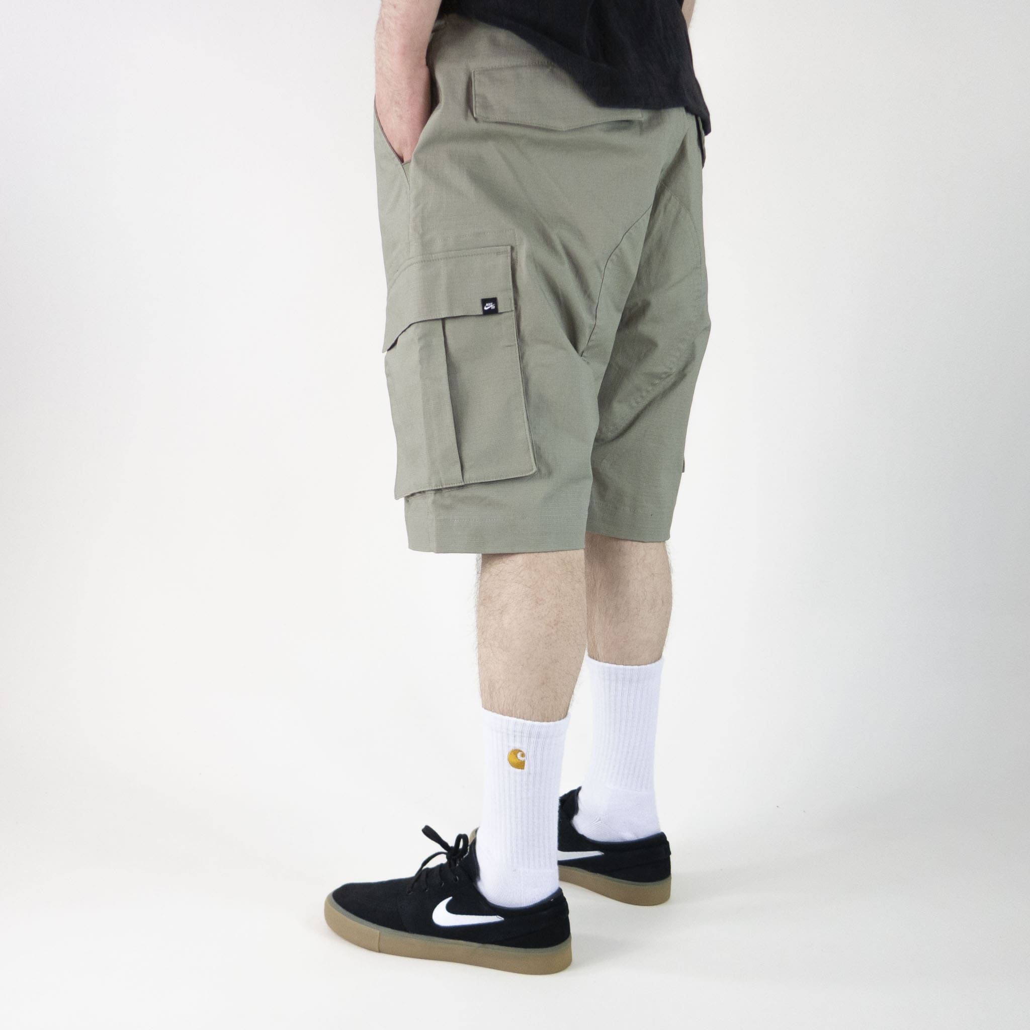 Army hotsell nike shorts