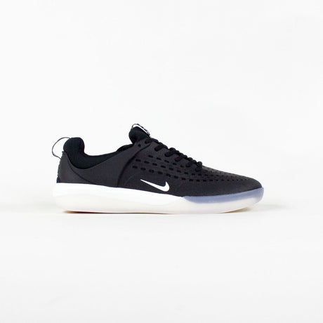 Nike SB Nyjah 3 Shoes - Black / White / Black / Summit White (002)