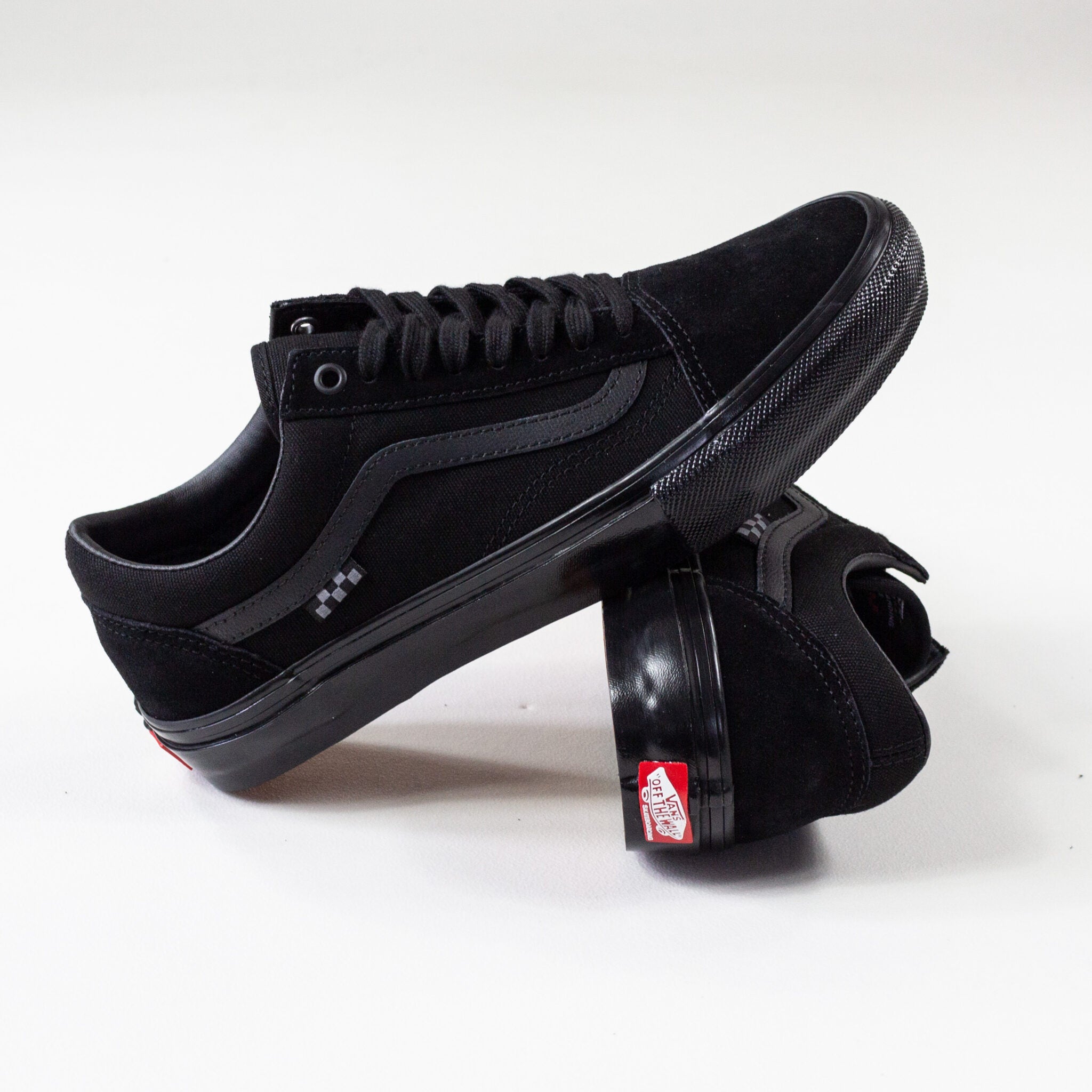 Vans old skool deals pro triple black